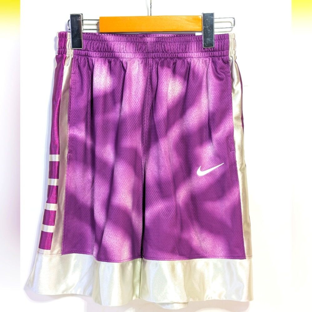 Youth Nike Dri-Fit Loose Fit Elite Basketball Shorts Size L Purple NEW $40 MSRP